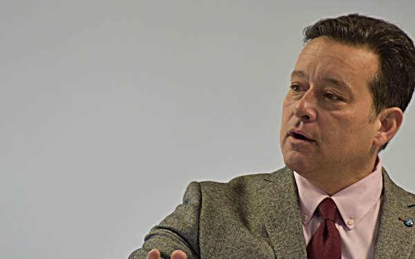 Language course graduates set to combat illicit trafficking, criminal activities