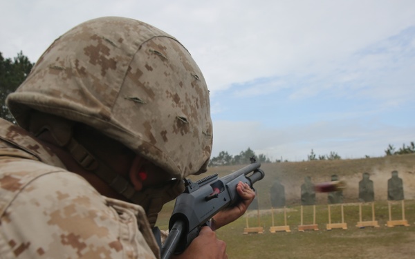 2nd Intel Bn trains on shotgun range