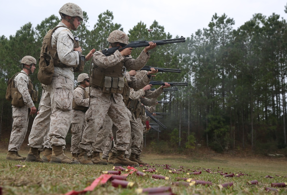 2nd Intel Bn trains on shotgun range