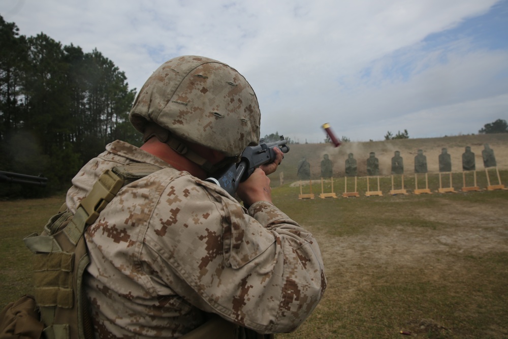 2nd Intel Bn trains on shotgun range