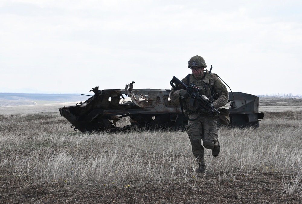 2/2 and Romanian Platoon Live-Fire Exercise