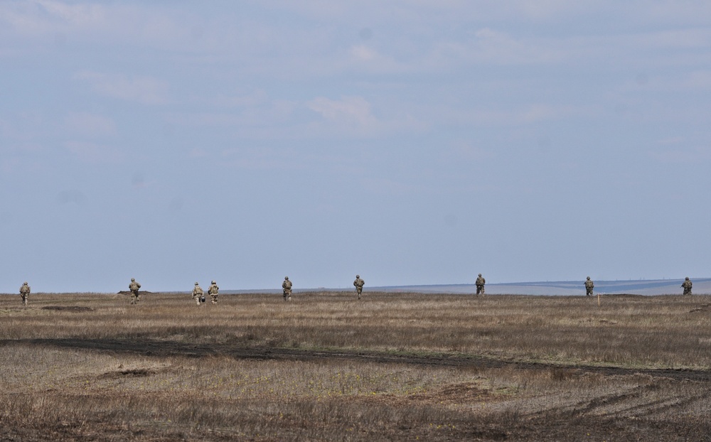 2/2 and Romanian platoon live-fire exercise