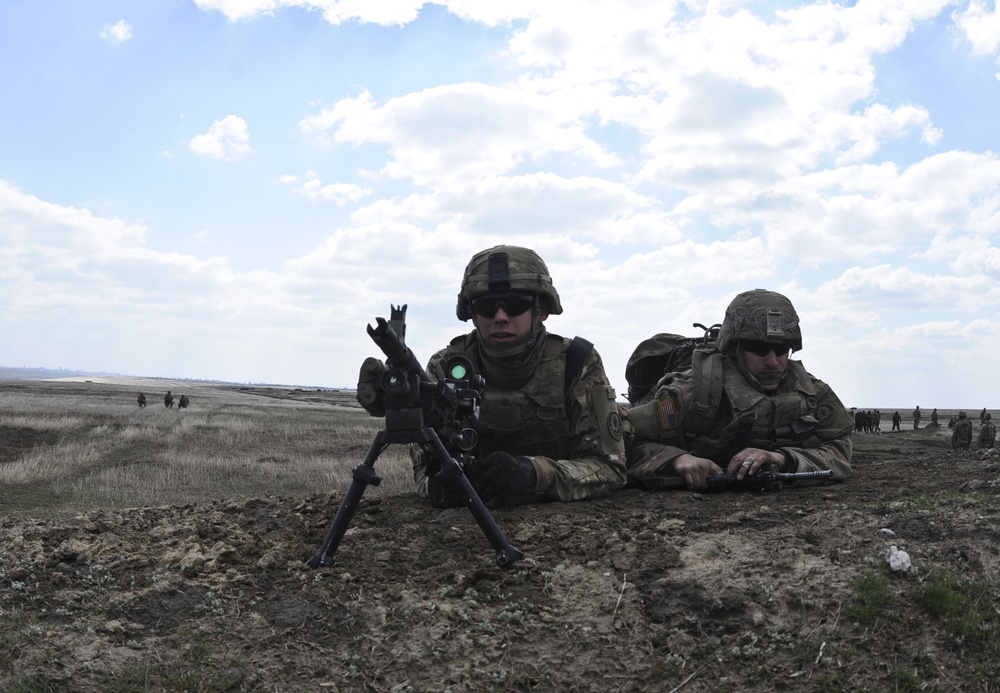 2/2 and Romanian platoon live-fire exercise