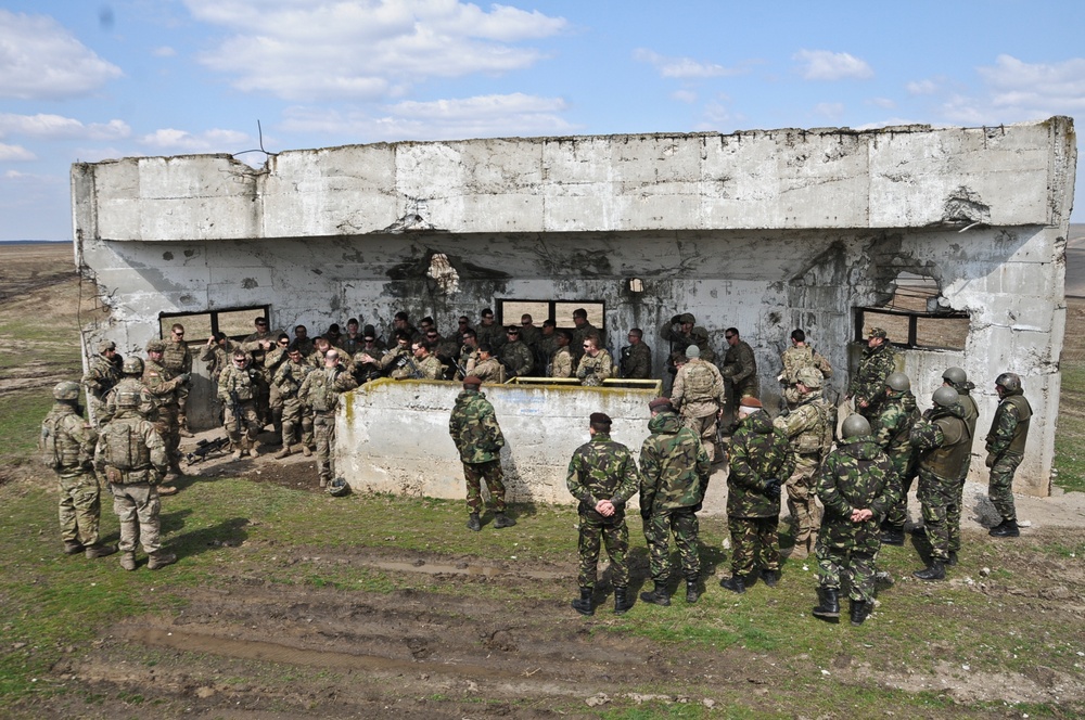 2/2 and Romanian platoon live-fire exercise