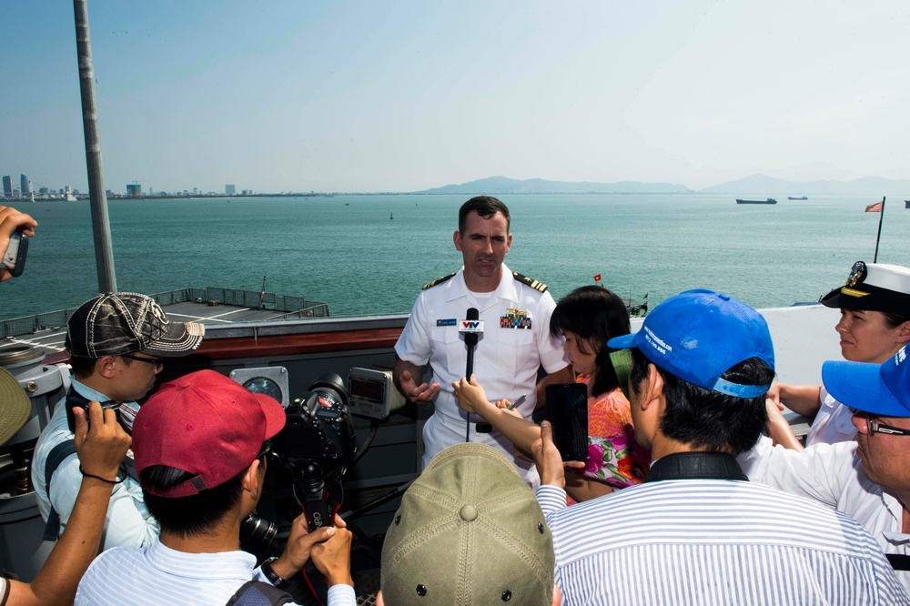 USS Fitzgerald operations