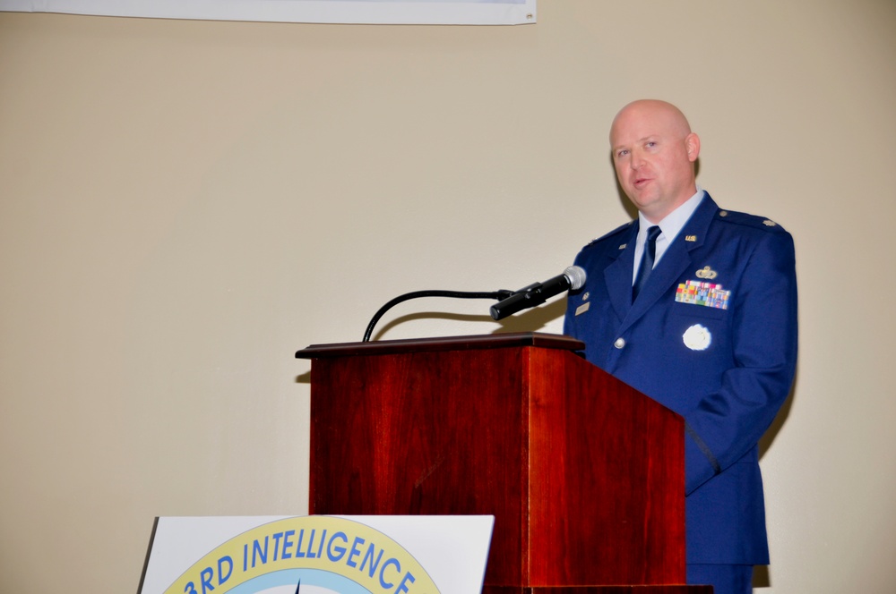 Stefancic takes command of 123rd Intelligence Squadron