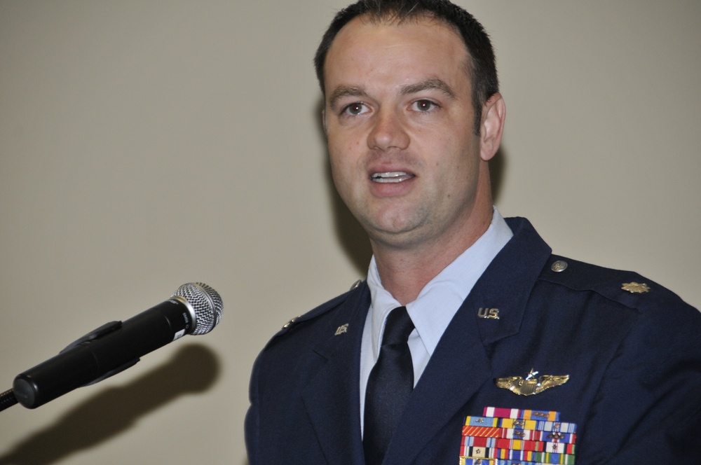 Gentry assumes command of the 184th Attack Squadron