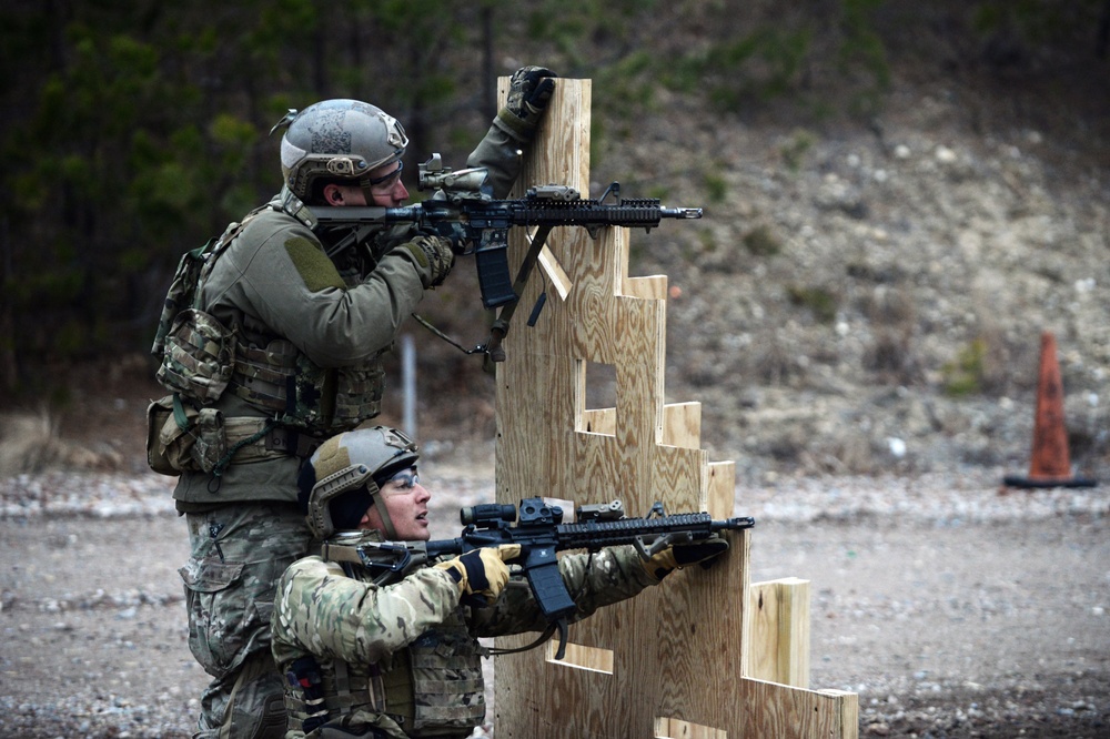 103rd Rescue Squadron trains at the firing range