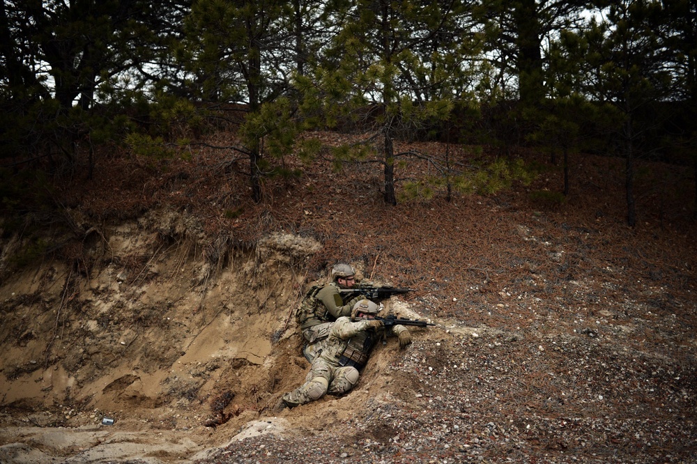 103rd Rescue Squadron trains at the firing range