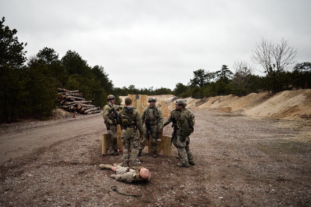 103rd Rescue Squadron trains at the firing range