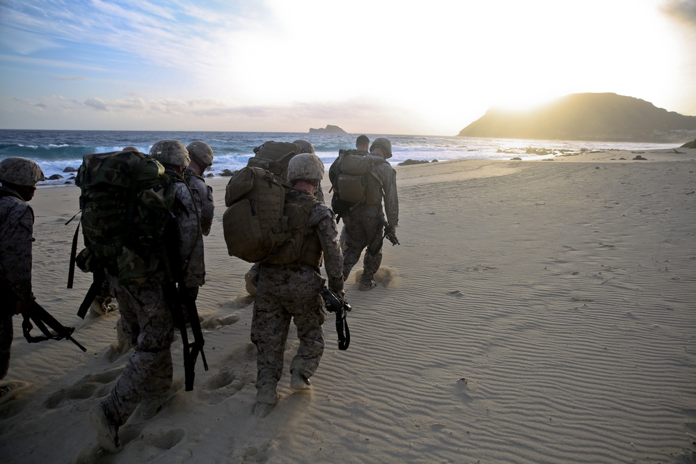 Marines battle through MAI Course