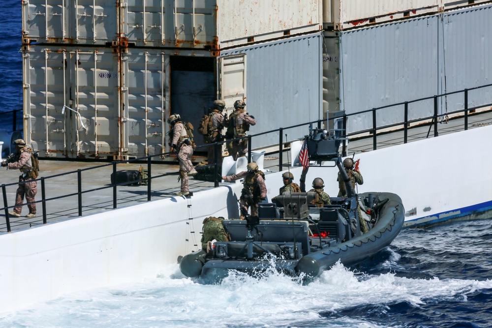 15th MEU Marines execute VBSS