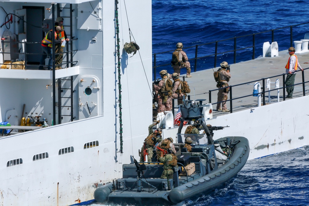 15th MEU Marines execute VBSS