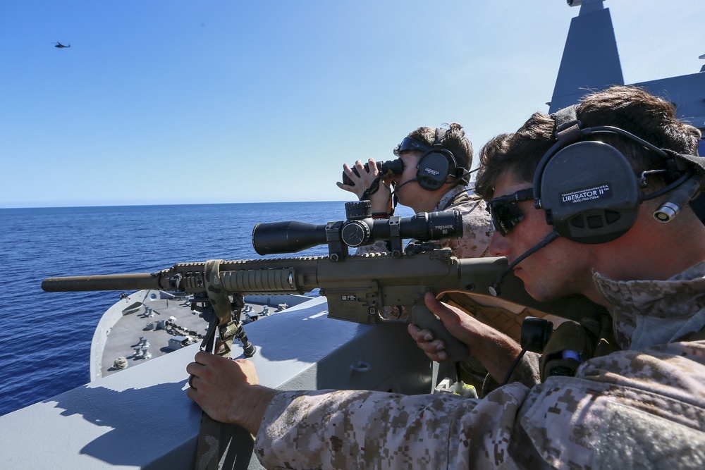 15th MEU Marines execute VBSS