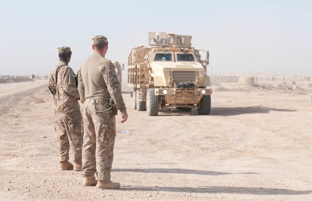 2-505 PIR instructs driver's training in Iraq