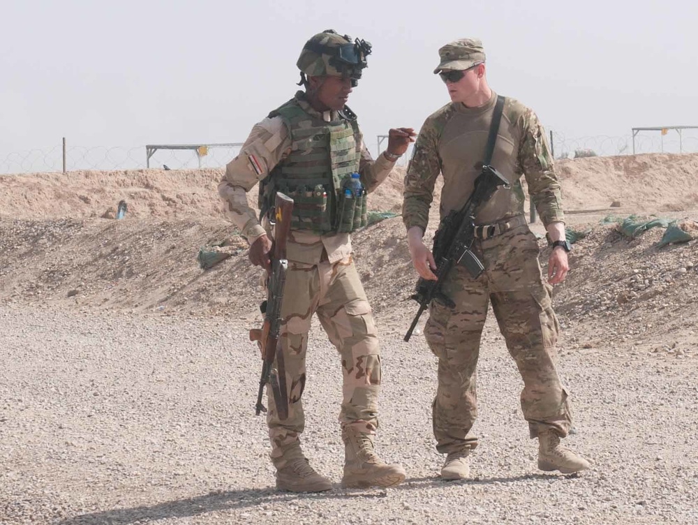 82nd Airborne Soldiers and Iraqi forces work together
