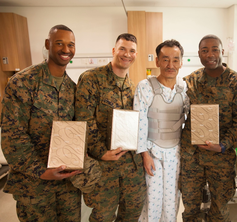 U.S. Marines save local Korean’s life