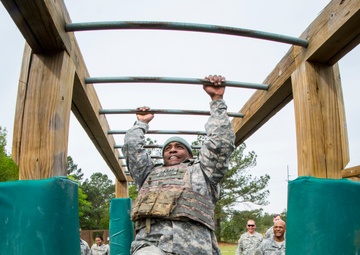 Army Reserve Soldiers are Army strong