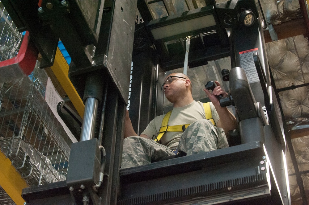 Picking equipment