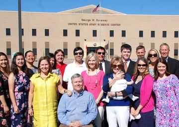 Brig. Gen. Elwell honors Dunaway with new Reserve Center