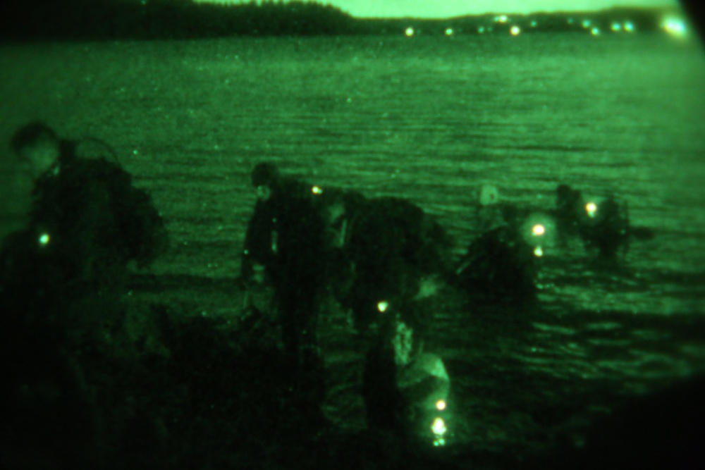 Commando Viking débarquant à Konstantinopolis, nuit du 19 au 20 juin 2012 