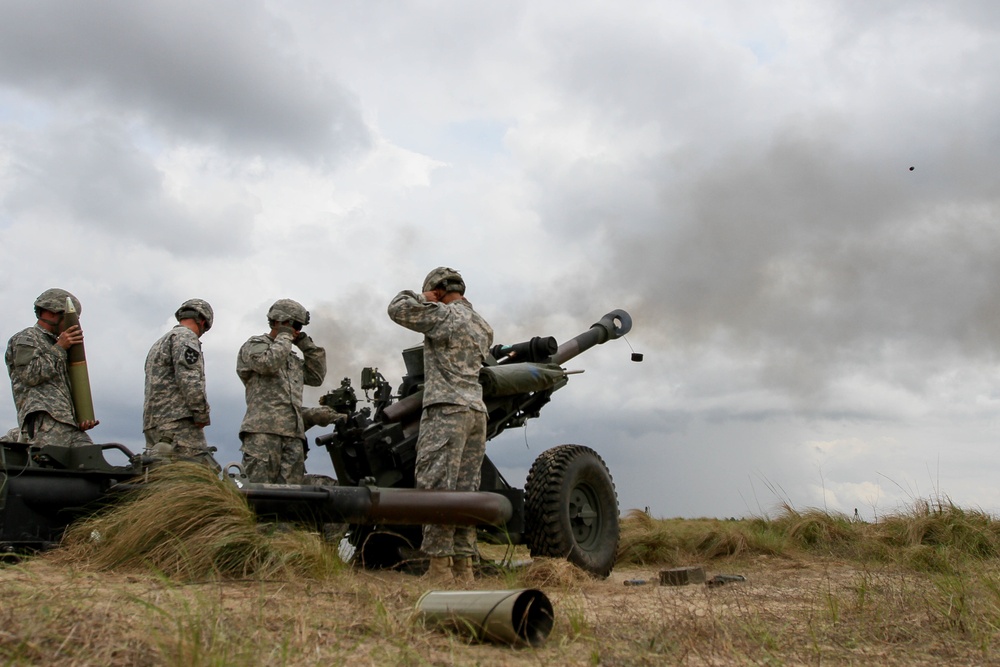 US, UK paratroopers begin largest bilateral exercise on Fort Bragg in 20 years