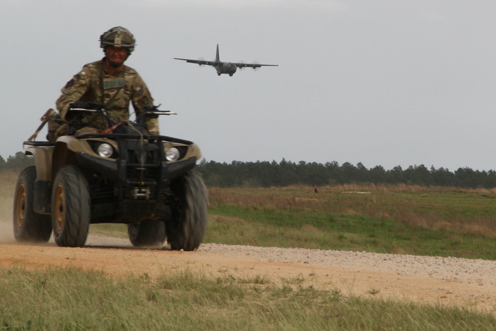 US, UK paratroopers begin largest bilateral exercise on Fort Bragg in 20 years