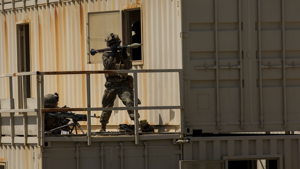 1/6 assaults MOUT Town during Combined Joint Operational Access Exercise