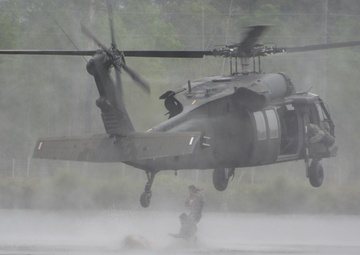 The 75th Ranger Regiment competes in 2015 Best Ranger