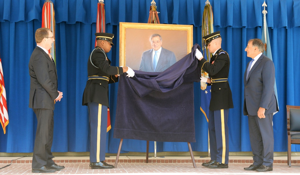 SD Ash Carter speaks at the portrait unveiling of former SD Leon Panetta