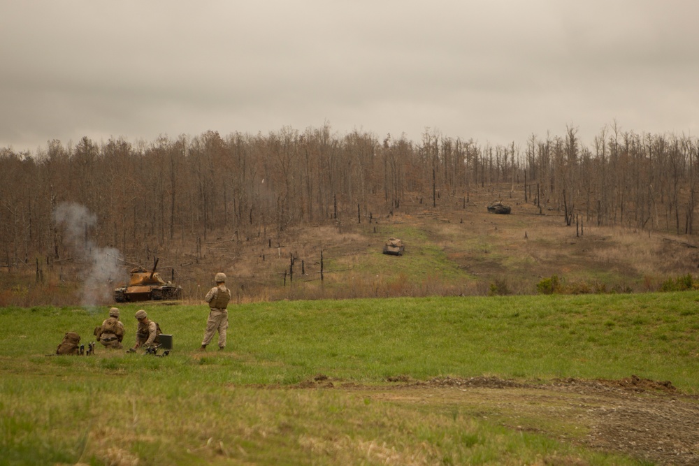 Fox Company, BLT 2/6, conducts an infantry platoon battle course