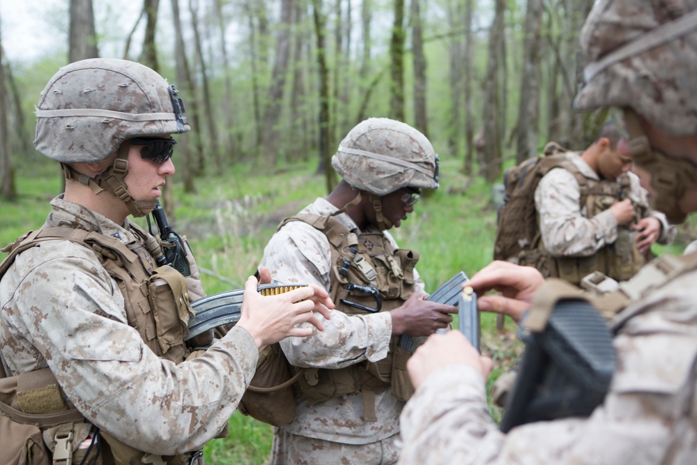 Fox Company, BLT 2/6, conducts an infantry platoon battle course