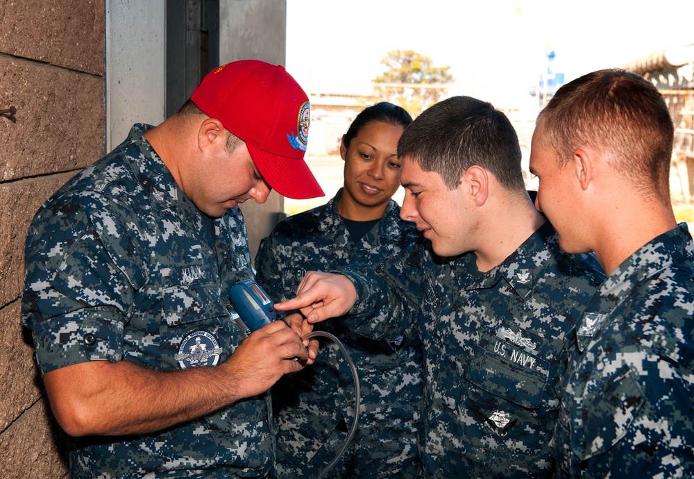 SWOS Engineering Learning Site Pearl Harbor gas-free engineering training