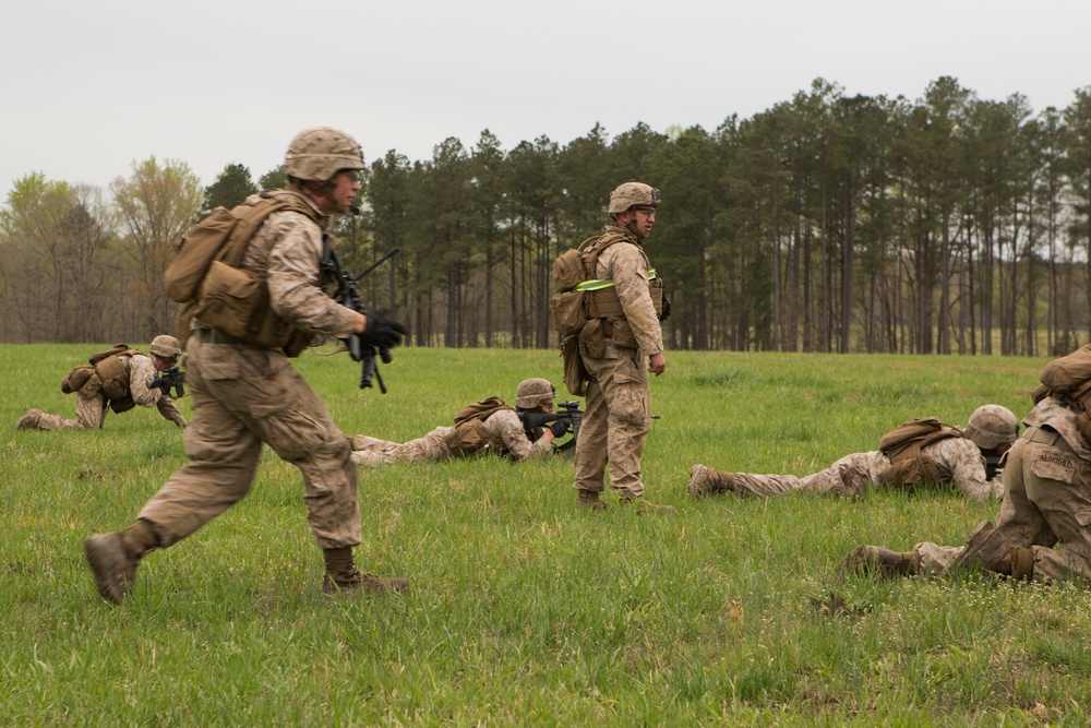 Fox Company, BLT 2/6, conducts an infantry platoon battle course