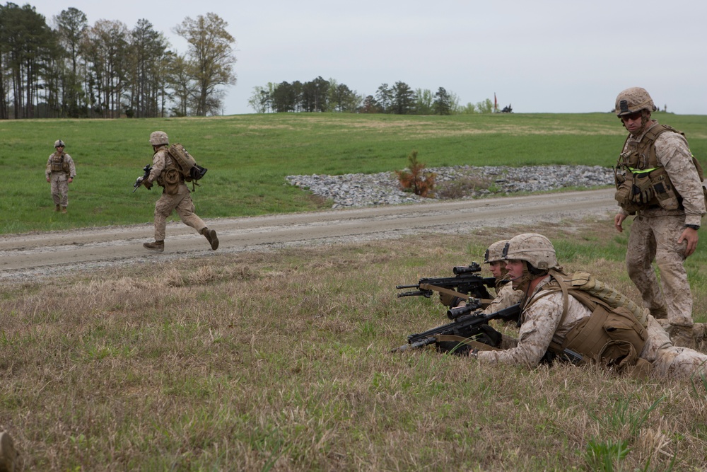 Fox Company, BLT 2/6, conducts an infantry platoon battle course