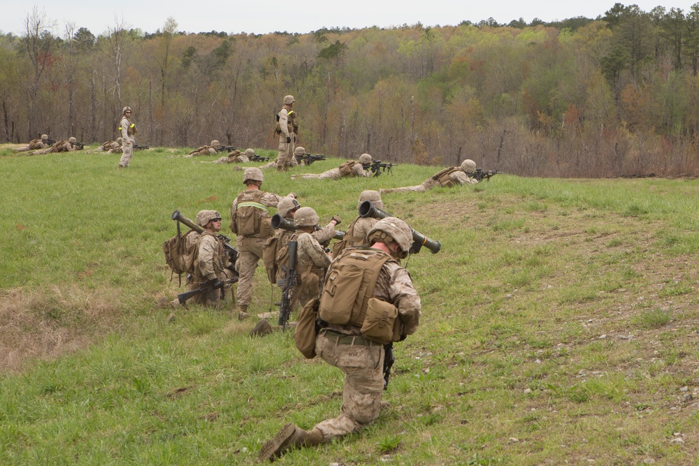 Fox Company, BLT 2/6, conducts an infantry platoon battle course