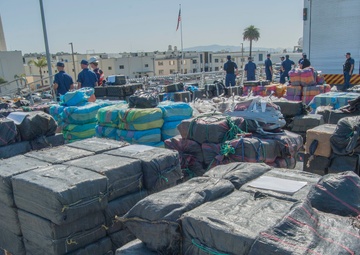 More than 28,000 pounds of cocaine worth over $424 million seized