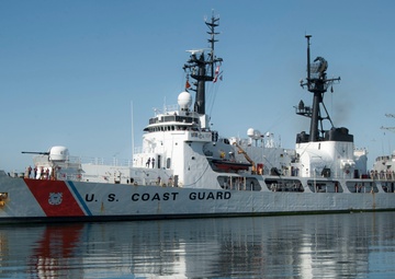 More than 28,000 pounds of cocaine worth over $424 million seized