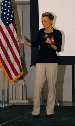 Kori Cioca speaks to 178th Wing Airmen