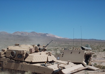 Outlaws, desert, train