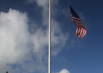 MCB Hawaii conducts quarterly colors ceremony