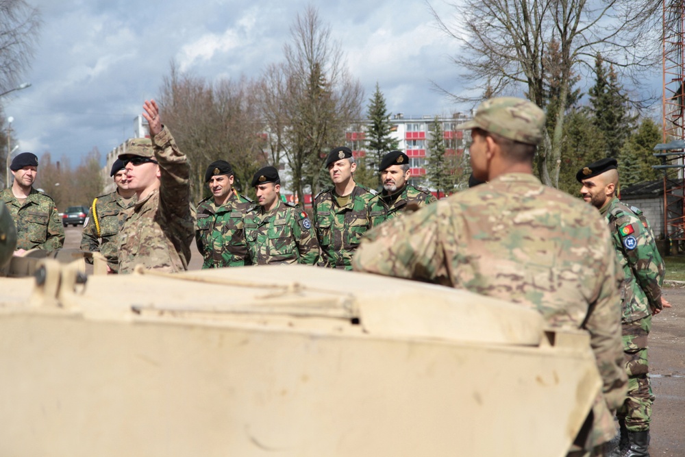 US and Lithuanian armies meet for senior leader engagement