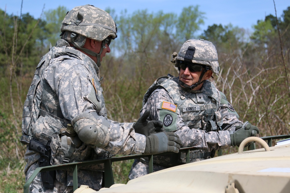 30th ABCT Soldiers host NCNG senior leader at Fort Pickett