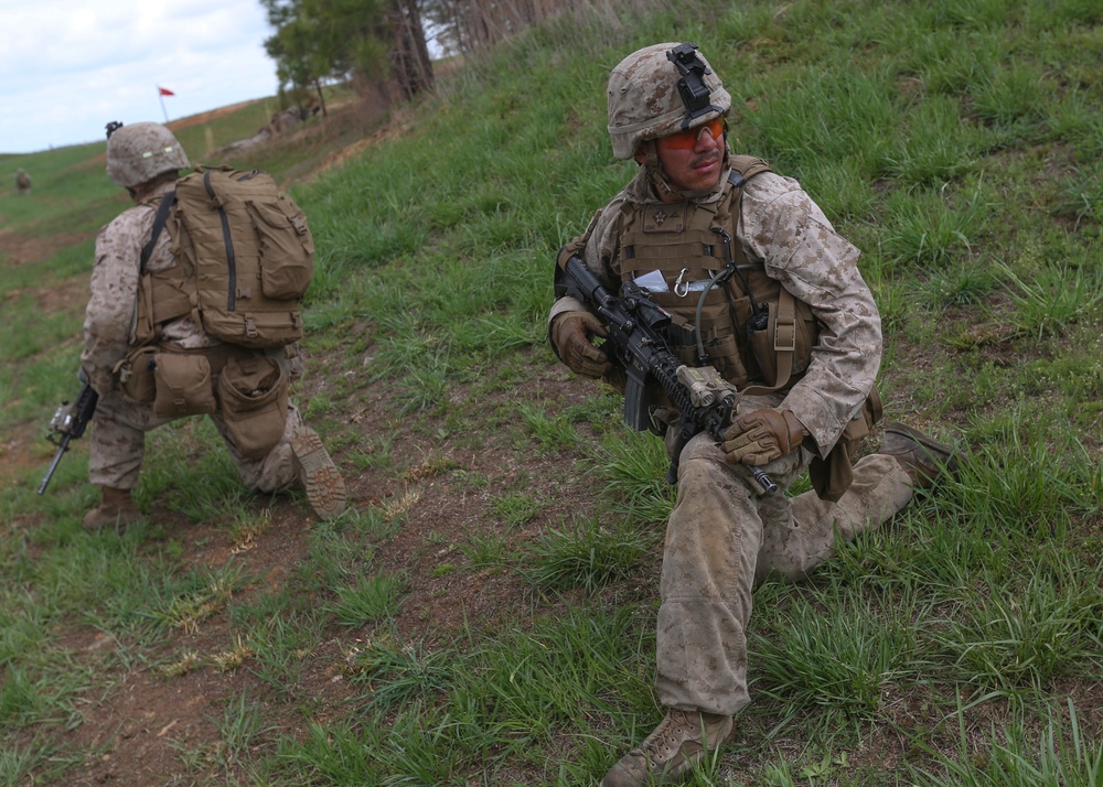 I'm up, they see me, I'm down: Battalion Landing Team 2/6 conducts Infantry Platoon Battle Course