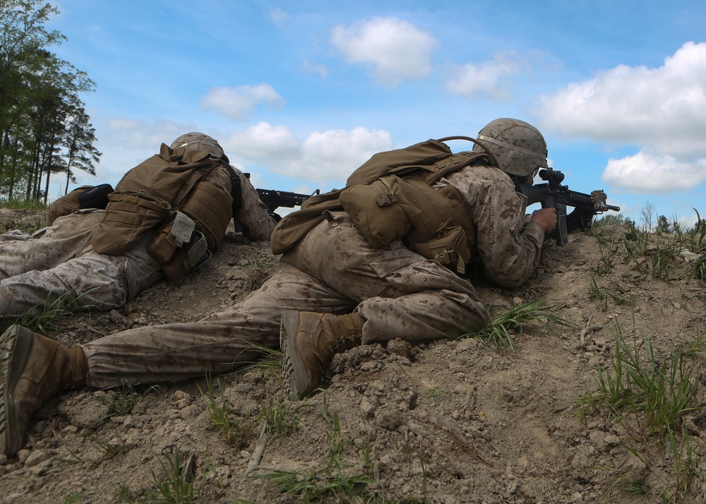 I'm up, they see me, I'm down: Battalion Landing Team 2/6 conducts Infantry Platoon Battle Course