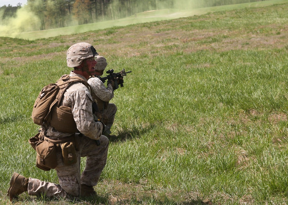 I'm up, they see me, I'm down: Battalion Landing Team 2/6 conducts Infantry Platoon Battle Course