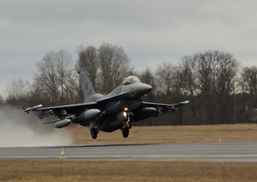 Amari flying training deployment