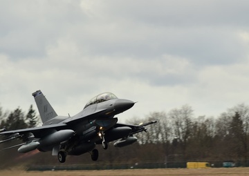 Amari flying training deployment