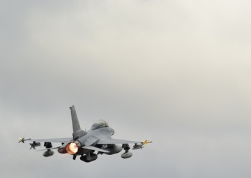 Amari flying training deployment
