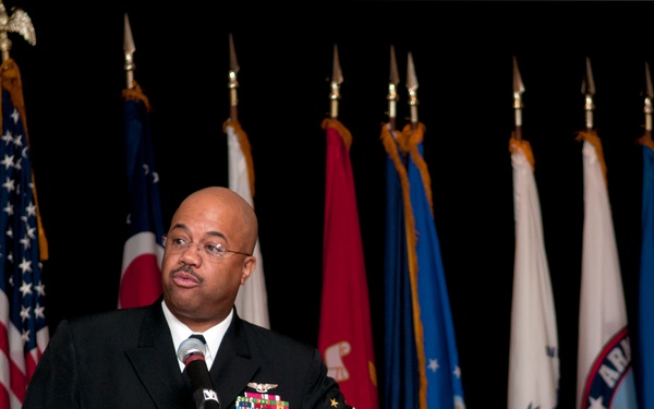 Military members pay tribute to local employer